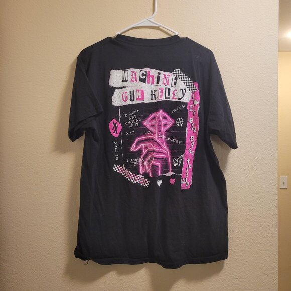Hot Topic Machine Gun Kelly Size Large Tee - Picture 2 of 6